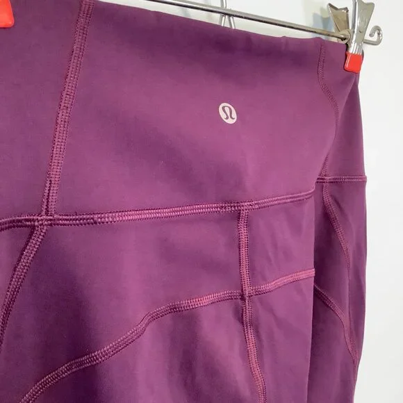 Lululemon Size 6 Dark Purple Mesh Panel Leggings 28" Inseam P30416 Workout Yoga - Picture 7 of 10